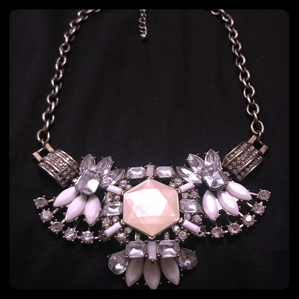 Statement necklace